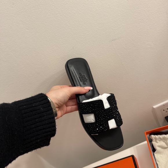 Hermes Oran Sandal Black Glitter New - Picture 4 of 5